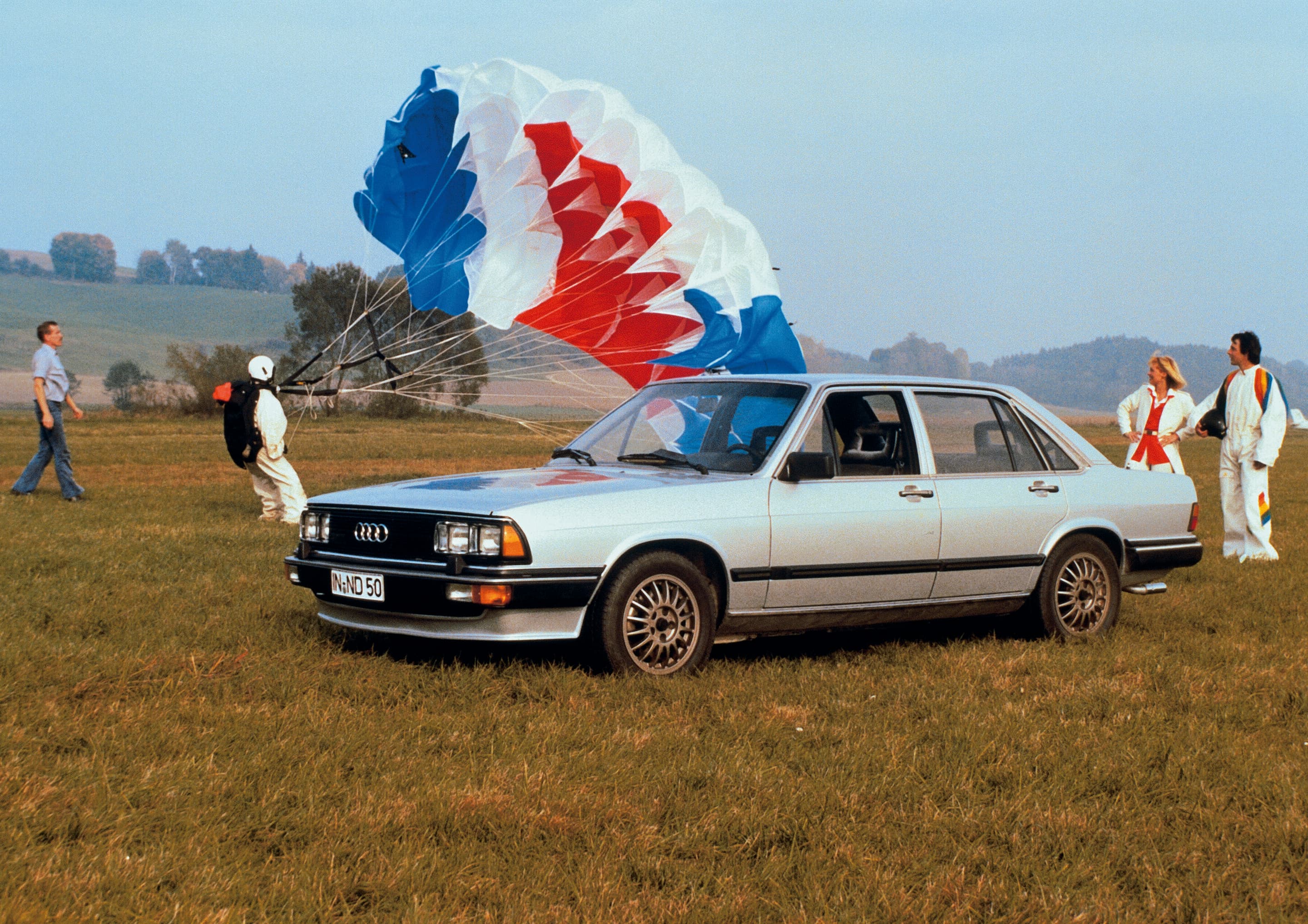 Audi 200 photo 2